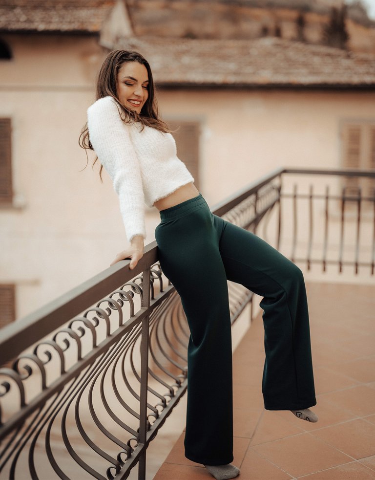 PANTALONI A PALAZZO A MICRO RIGHE ORIZZONTALI